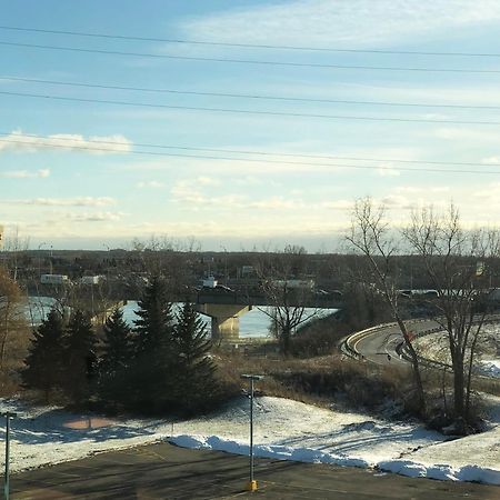 Hotels Gouverneur Montreal - Ile Charron Boucherville Ngoại thất bức ảnh